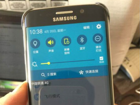 深陷重力感应门，首批三星Galaxy S6 edge问题多