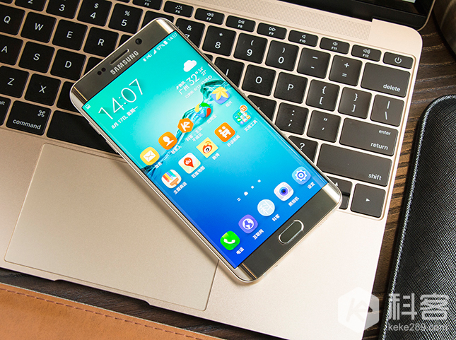 大于所见 双曲面三星Galaxy S6 edge+图赏