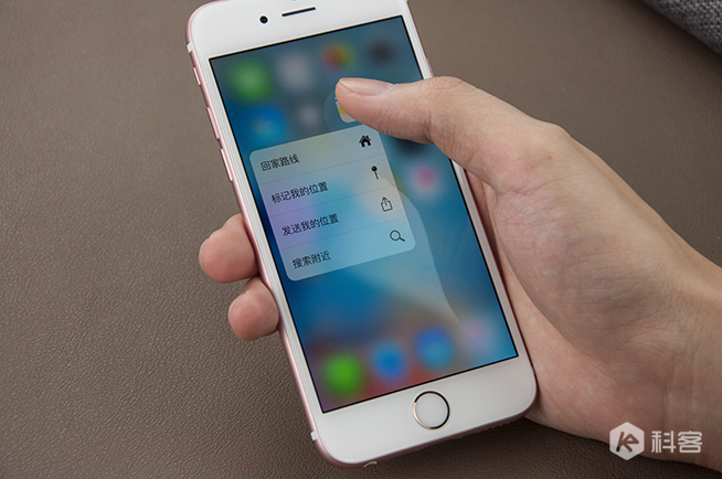 iPhone 6s开箱图赏：谁说粉色就娘炮？