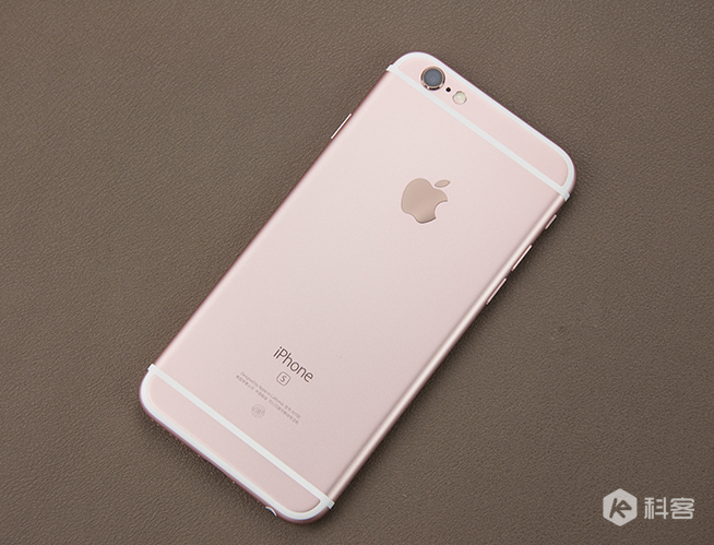 iPhone 6s开箱图赏：谁说粉色就娘炮？