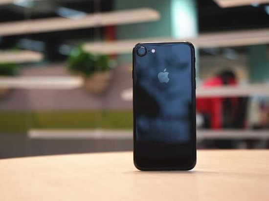 iPhone 7现在很好买了，除了亮黑色……