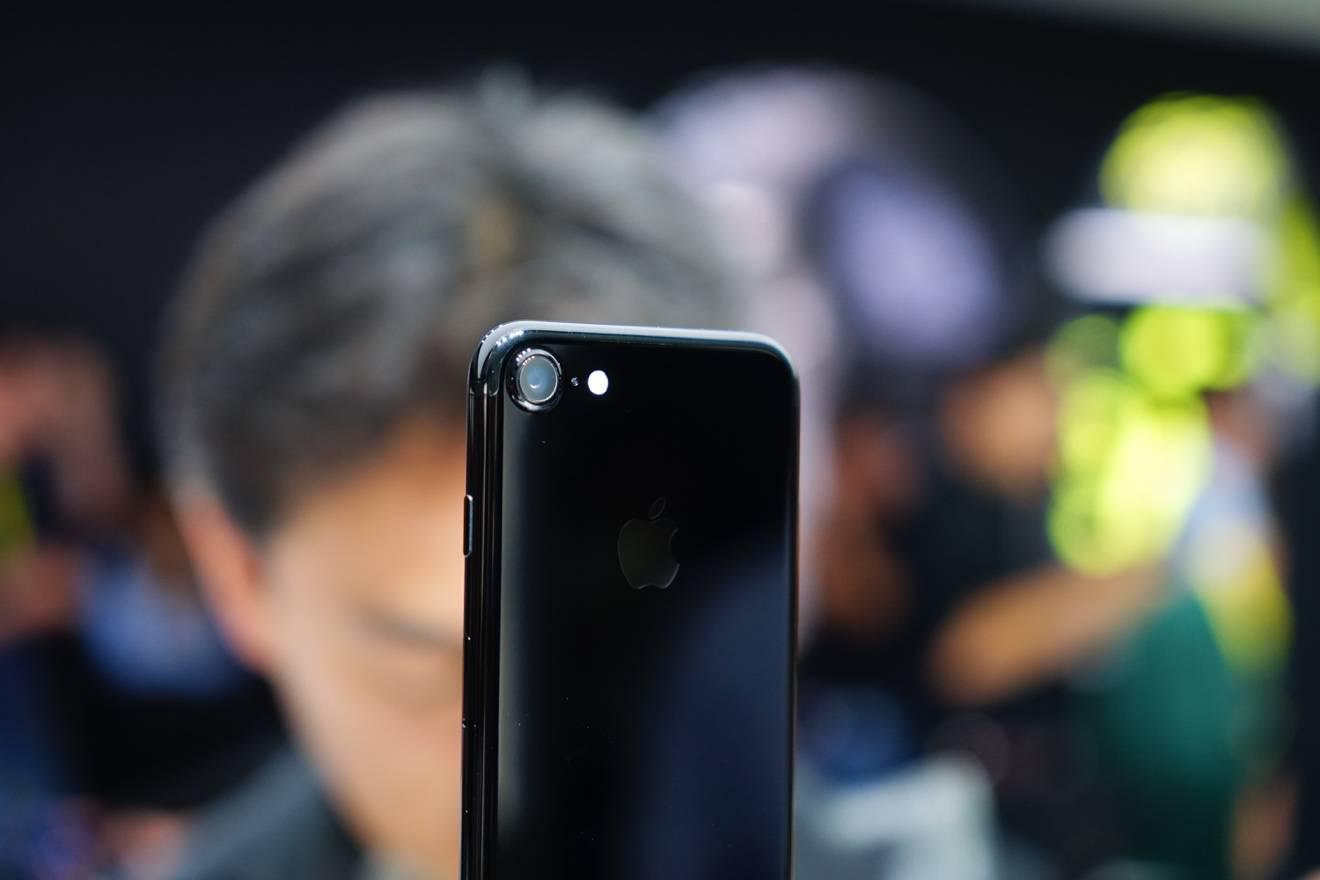 7nm芯片加双卡双待？iPhone 8可能真的很无敌