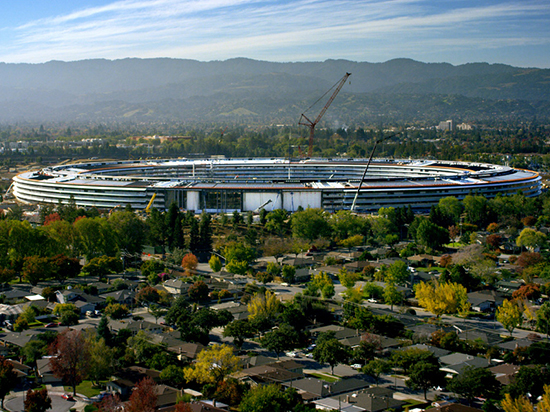 坐在苹果新总部Apple Park里办公是种怎样的体验？