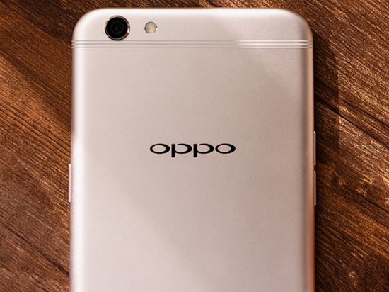 热卖爆款迎升级 OPPO R11也要配备双摄