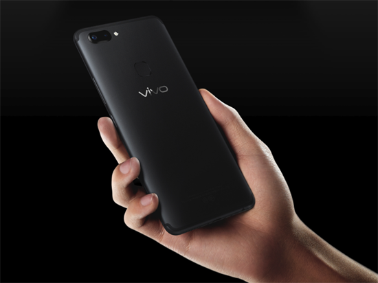 vivo X20 Plus正式开卖：屏幕更大，拍照更强