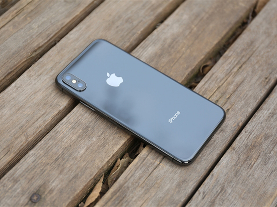 苹果iPhone X黑五销量达600万：256GB更抢手