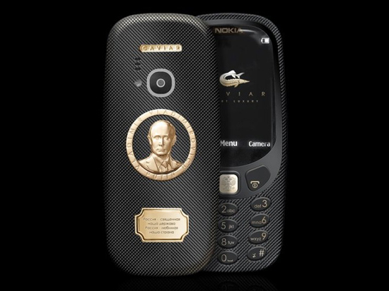 这家奢华品牌商又定制了款霸气的诺基亚3310：主角是两位总统
