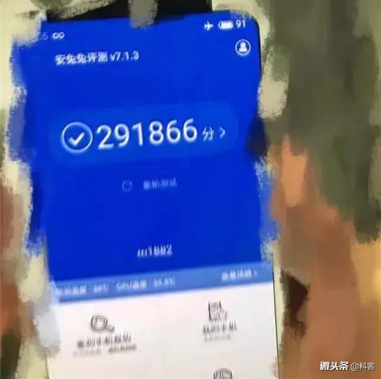 科客晚报：一加刘作虎暗示明年推多款5G手机 魅族新旗舰跑分破29W