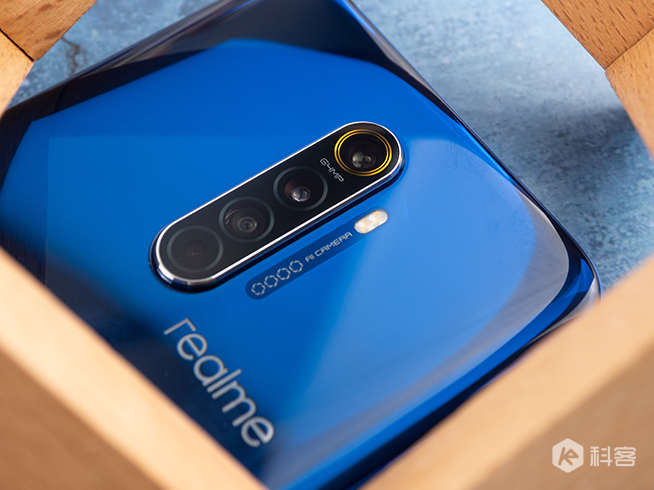 2020年首款双模5G新机 realme X50定档1月7日发布