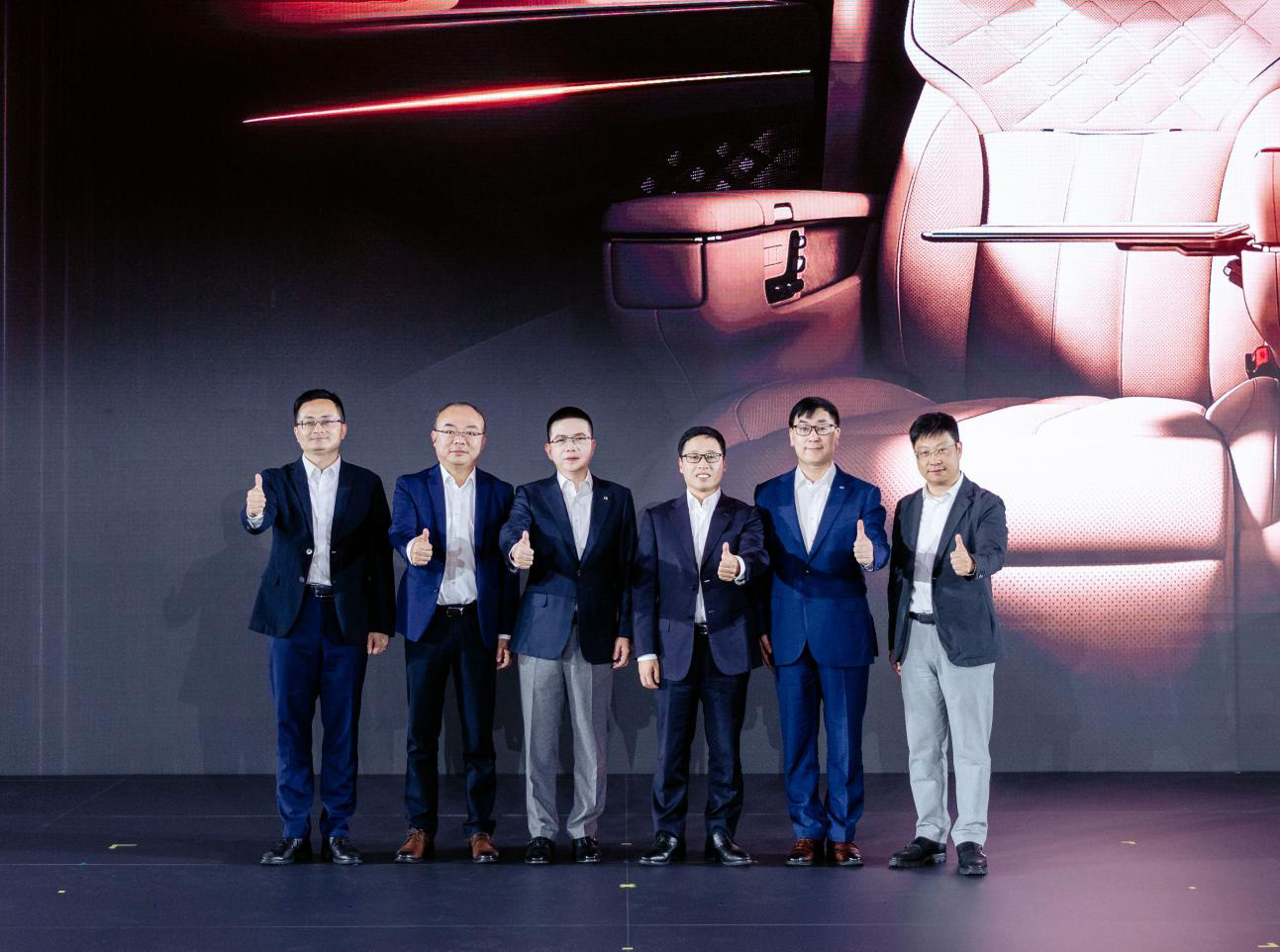 ​华系MPV头把交椅！传祺向往M8乾崑树立智能时代MPV新标杆