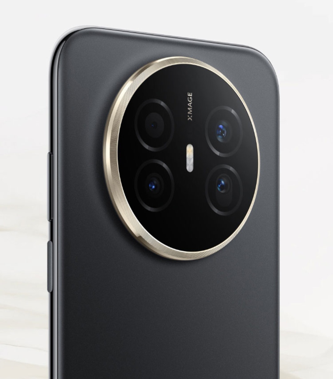 和苹果Air大有不同!华为Mate70 Air开售,7寸屏大电池