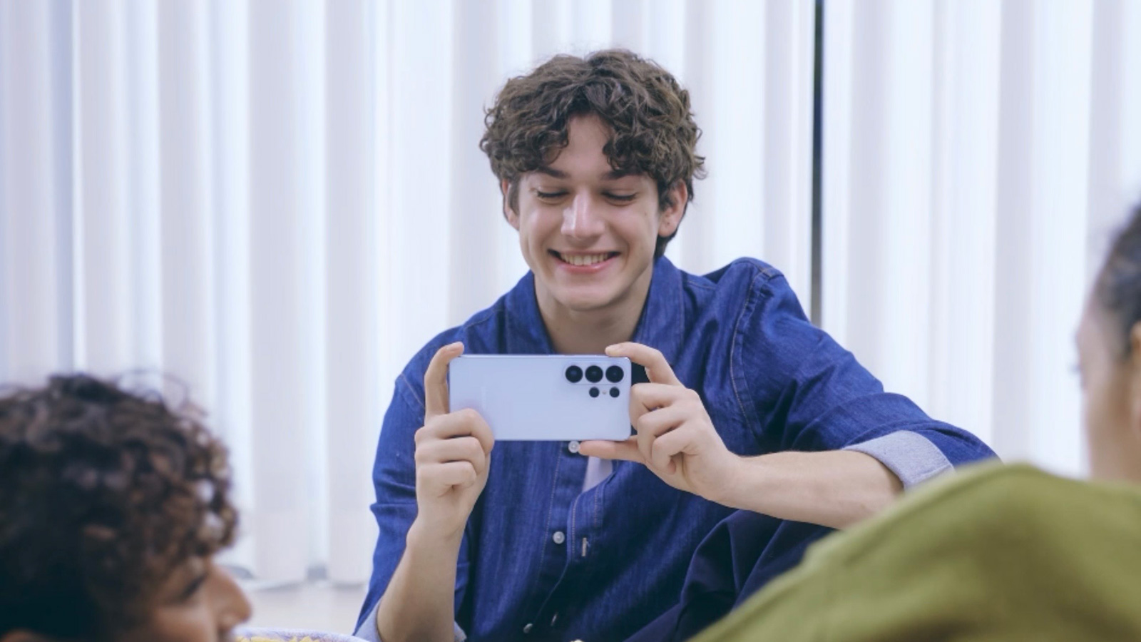 三星Galaxy S26系列发布:首发防窥屏,国行版升杯优惠800元